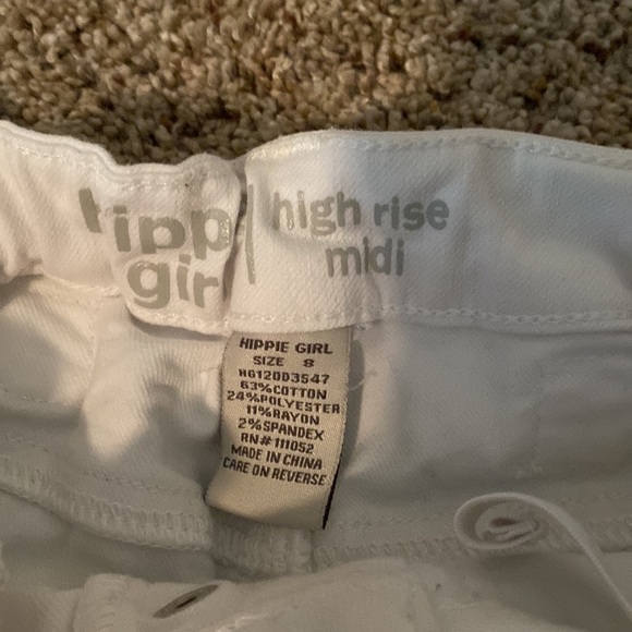 Hippie girl high-rise midi jean shorts - Picture 4 of 4